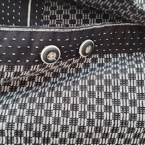 Button down rock and roll shirt - Picture 5 of 5